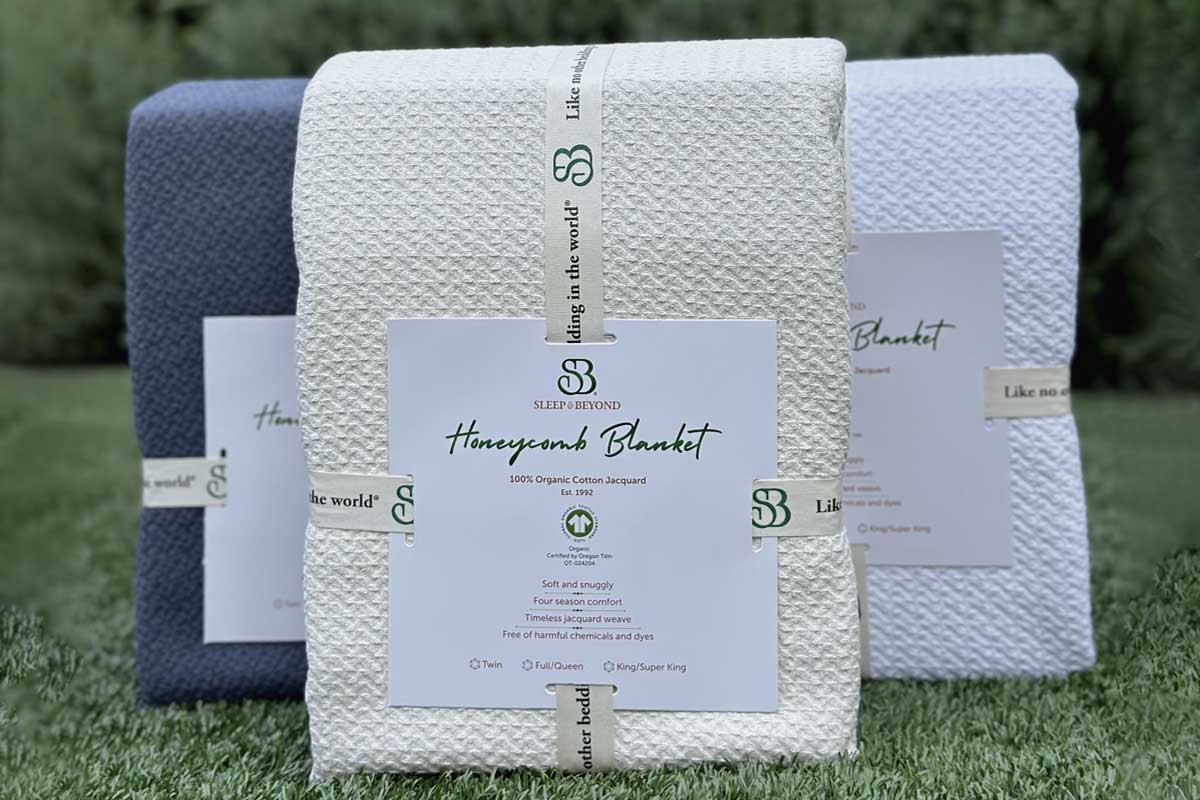 100% Organic Cotton Honeycomb Jacquard Blanket - Image 4