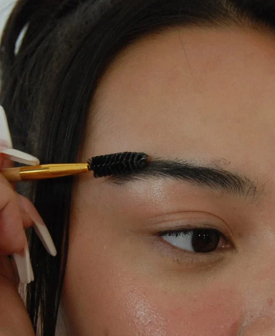Eyebrow Wax - Image 2