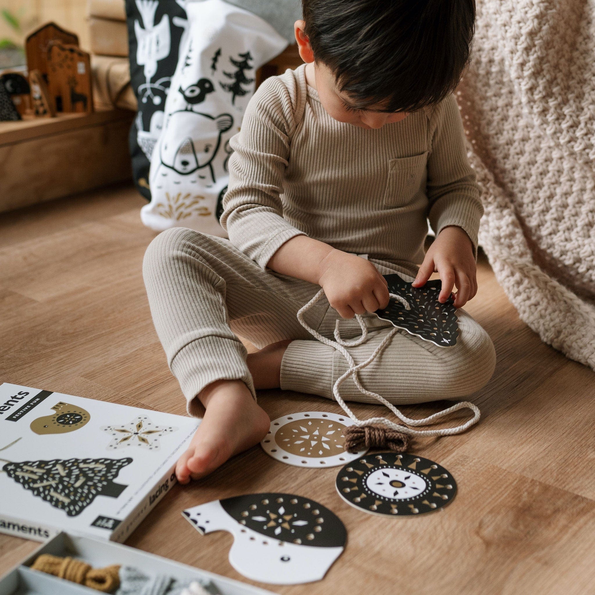 Festive Fun Lacing Ornaments - Image 2
