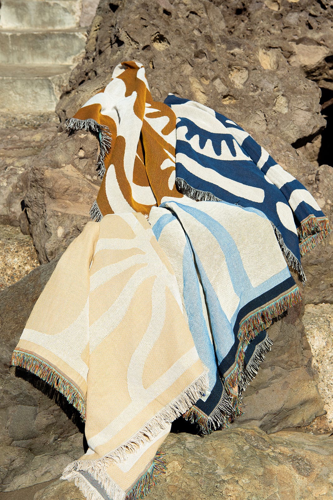 Horizon Heritage Woven Throw - Sand - Image 3