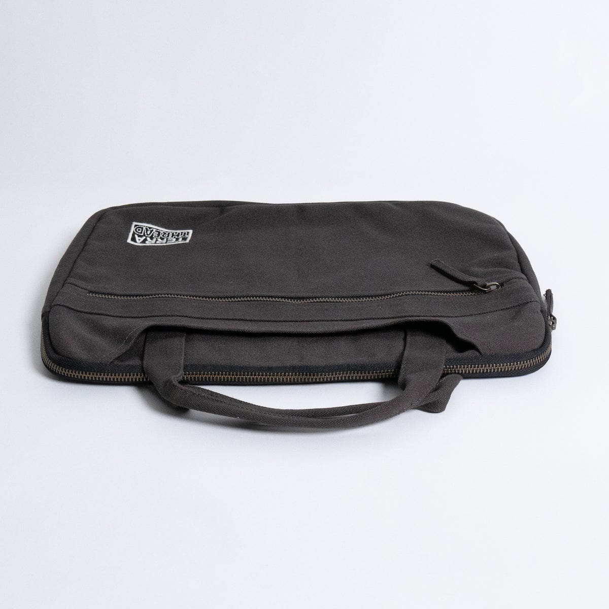 Hasta Laptop Sleeve with Handles - Image 13