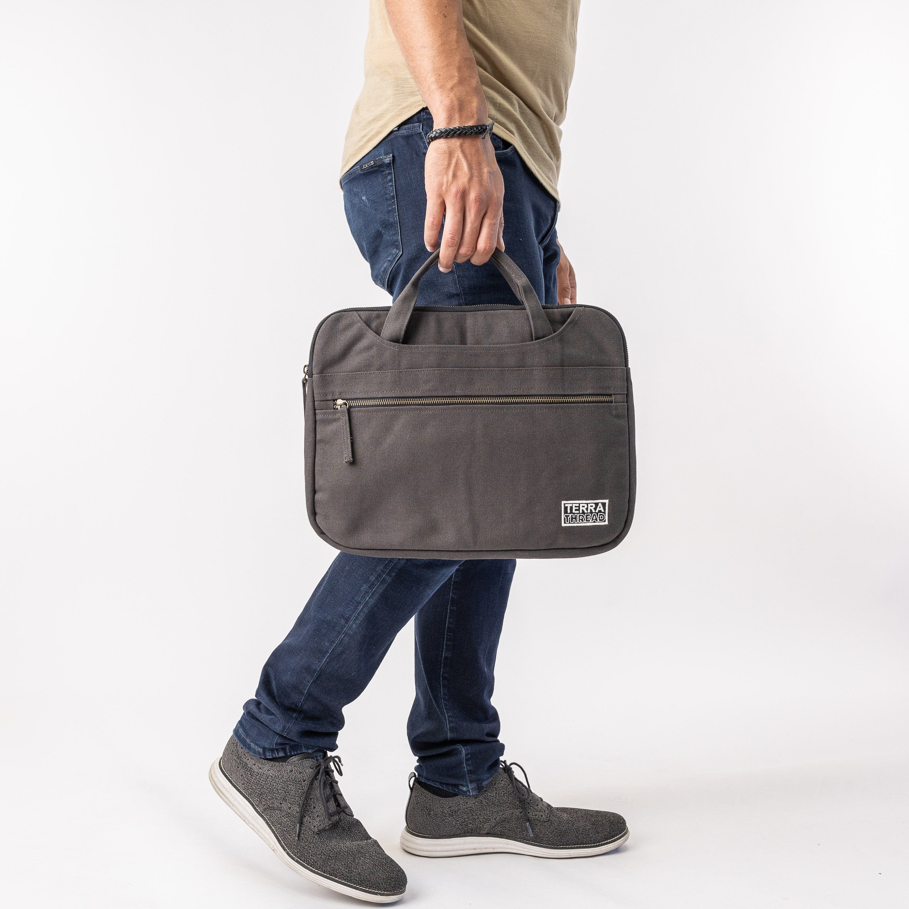 Hasta Laptop Sleeve with Handles - Image 9