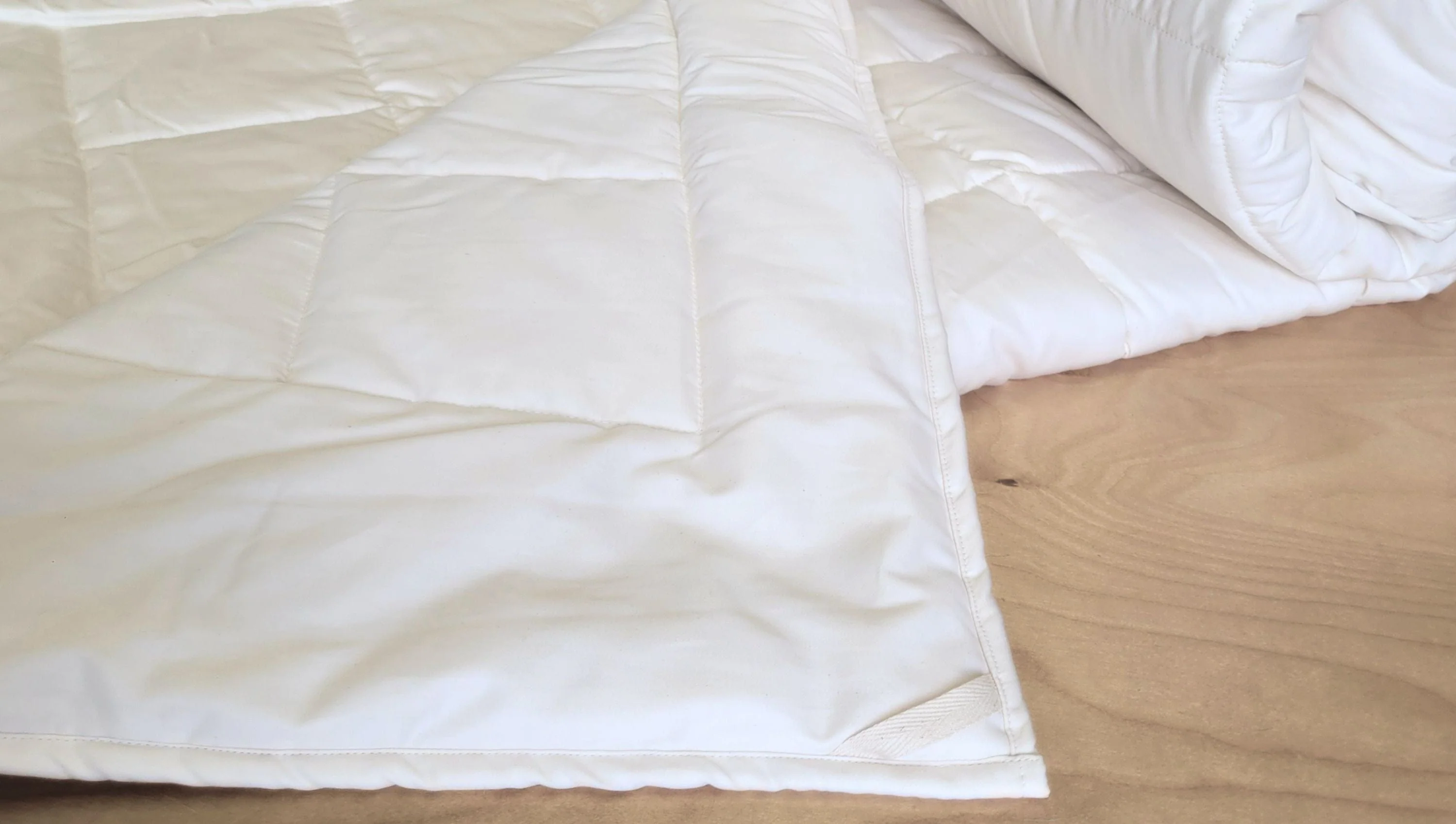 Organic Quilted Cotton Comforter - Image 4