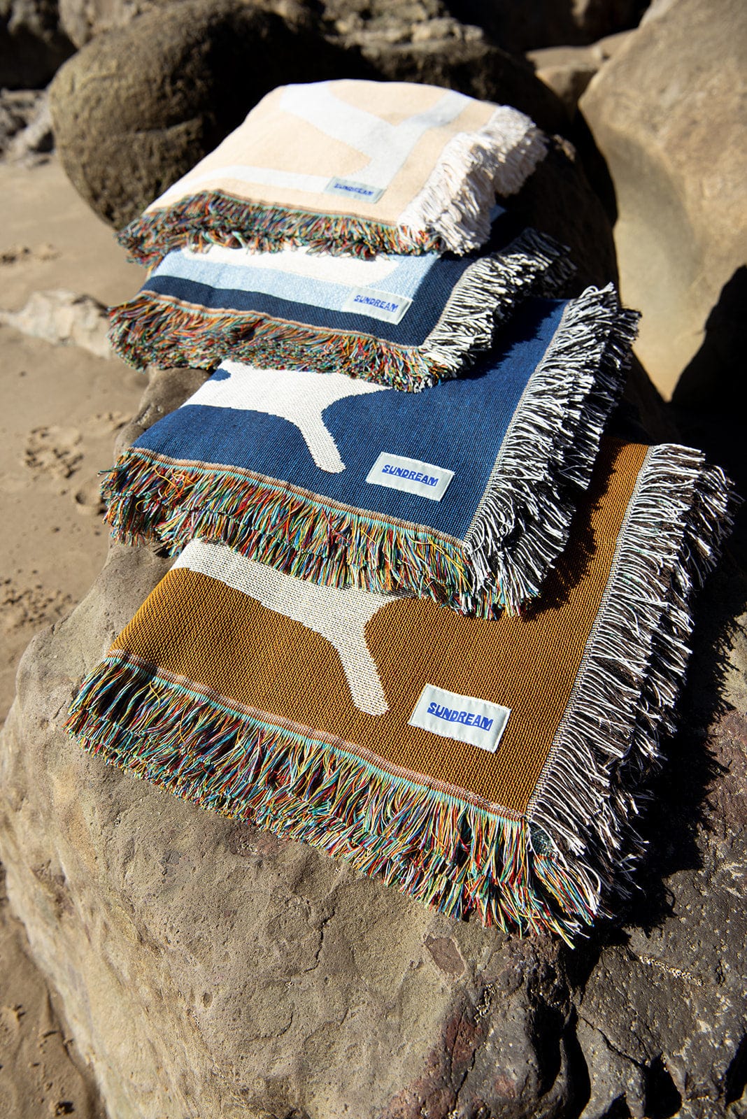 Paradise Heritage Woven Throw - Pacific - Image 5