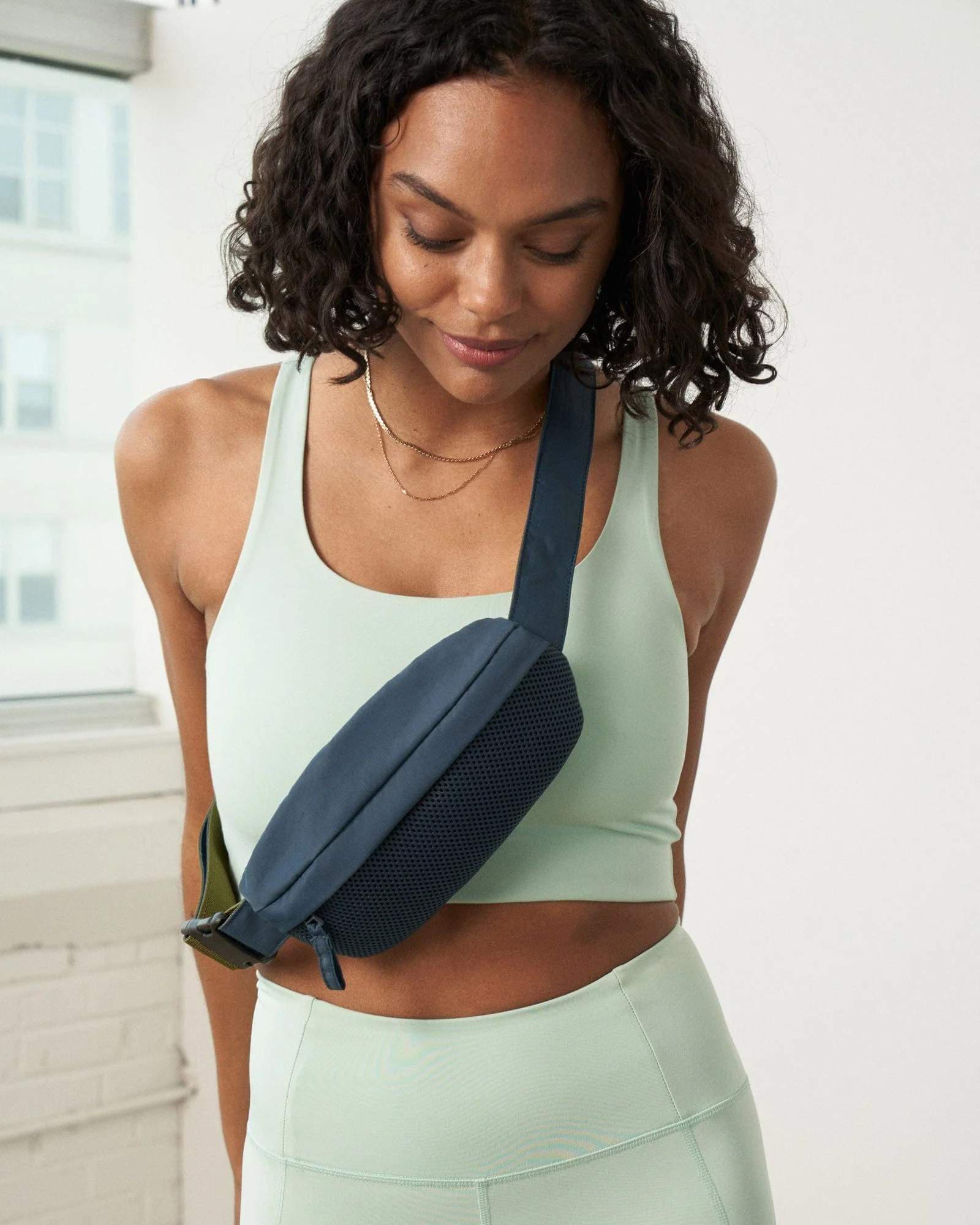 (Re)active™ 1L Fanny Pack - Image 9