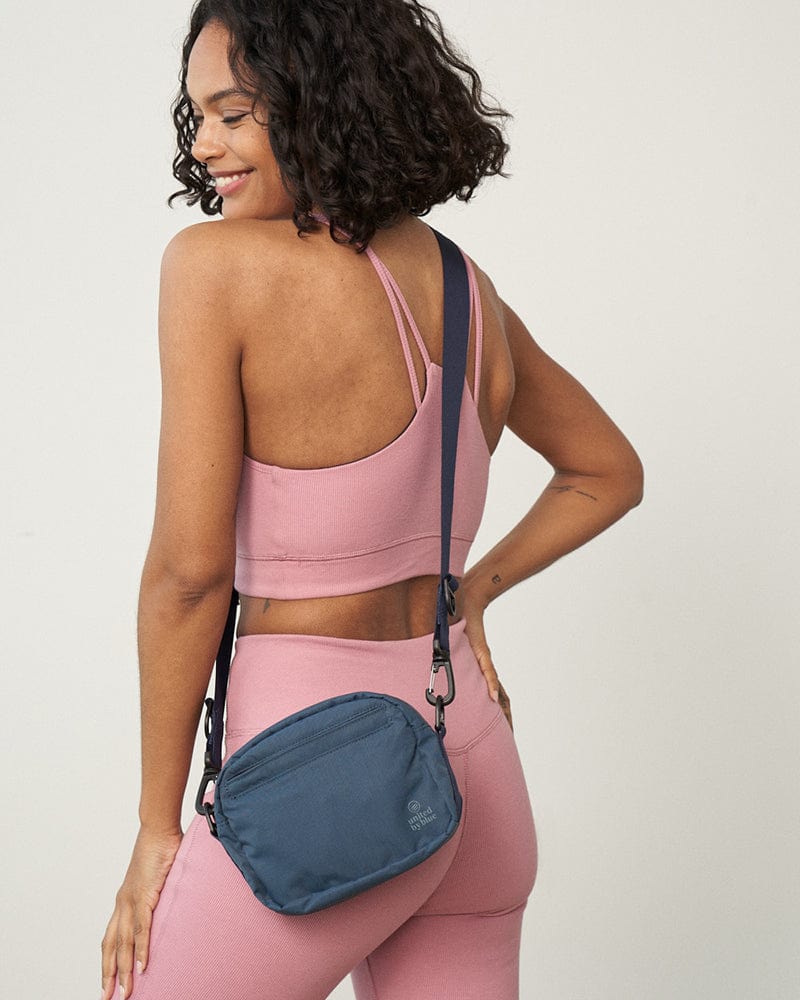 (Re)active™ 2L Convertible Crossbody - Image 10