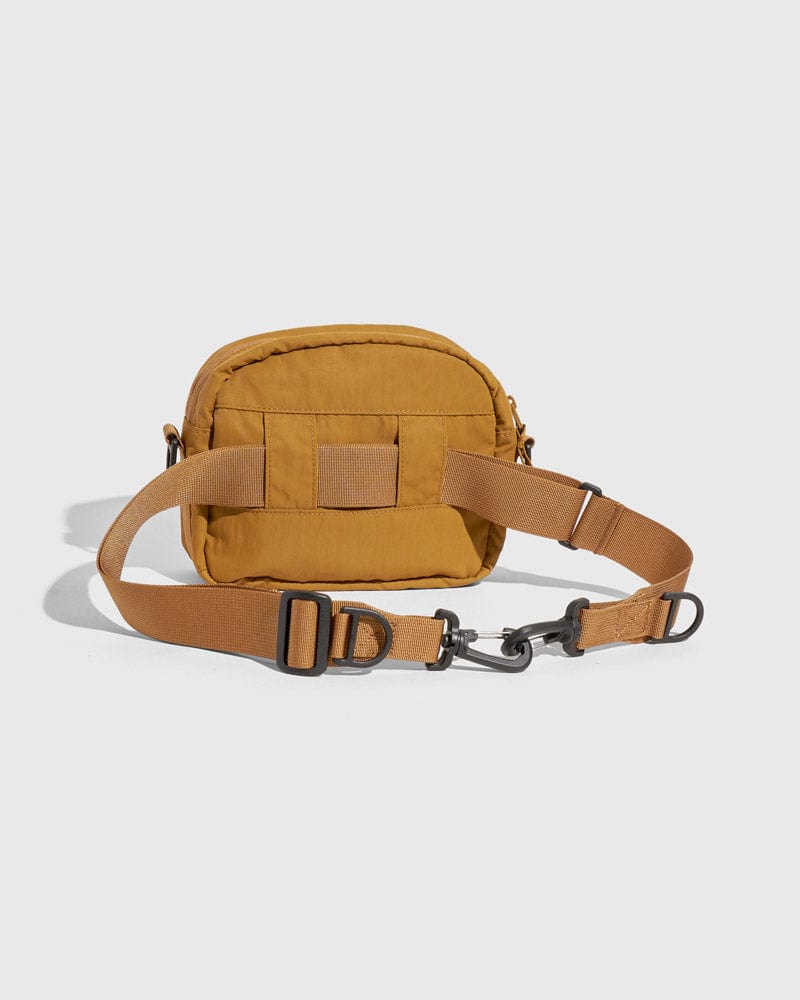 (Re)active™ 2L Convertible Crossbody - Image 16
