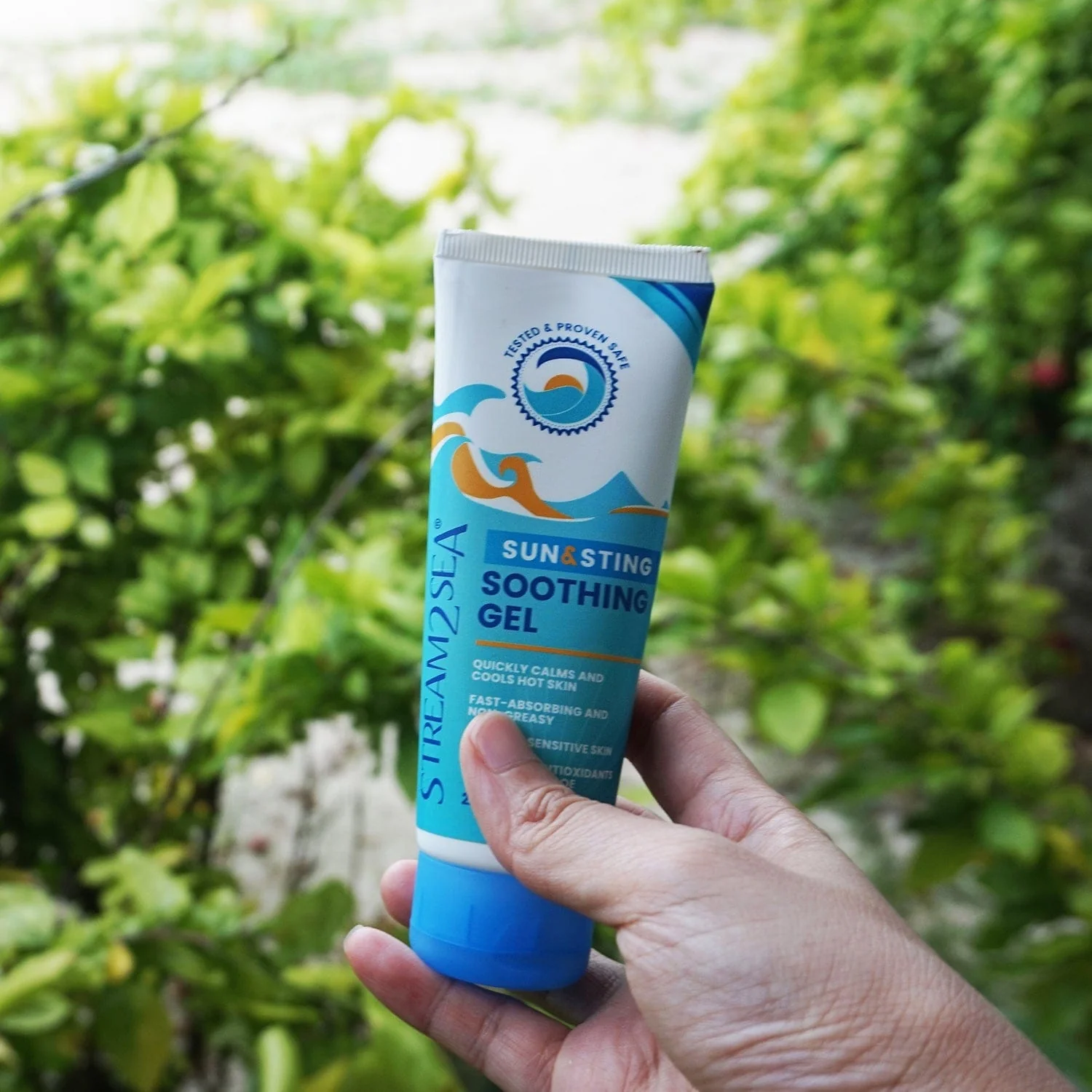 Sun & Sting Soothing Gel - Image 5
