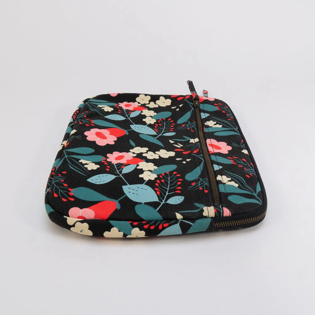 Organic Cotton Laptop Sleeve 13in - Image 102