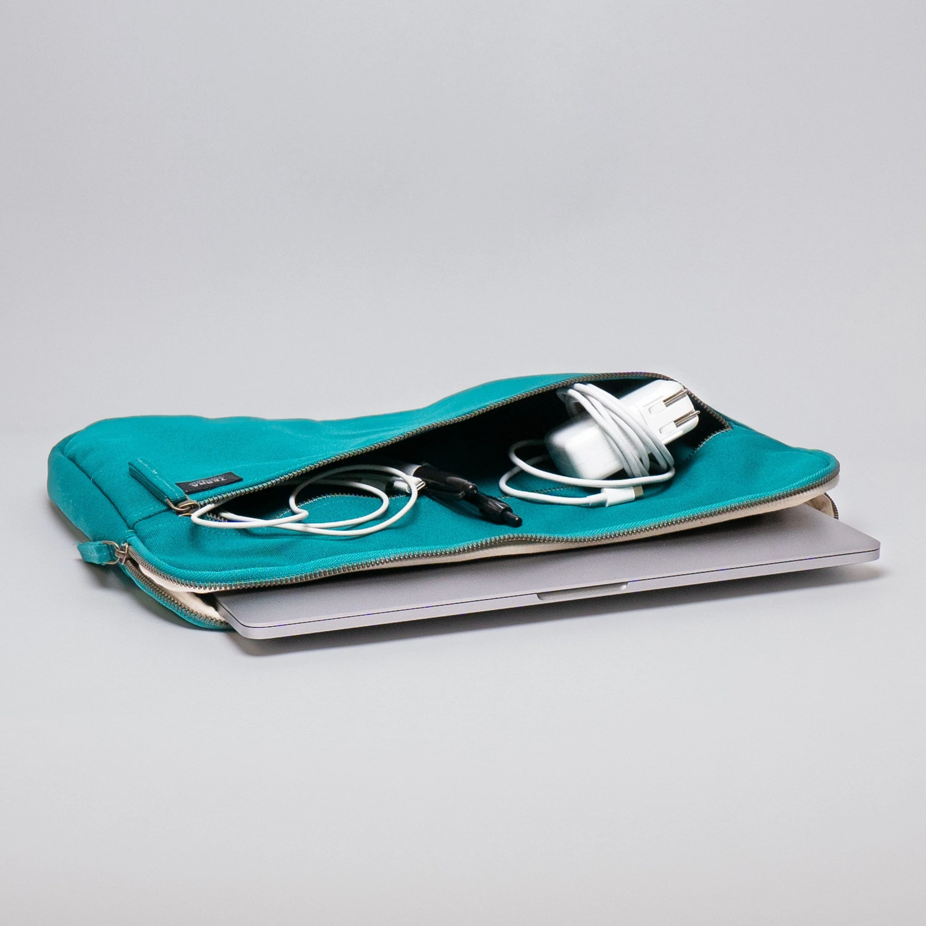 Organic Cotton Laptop Sleeve 15 in - Image 19