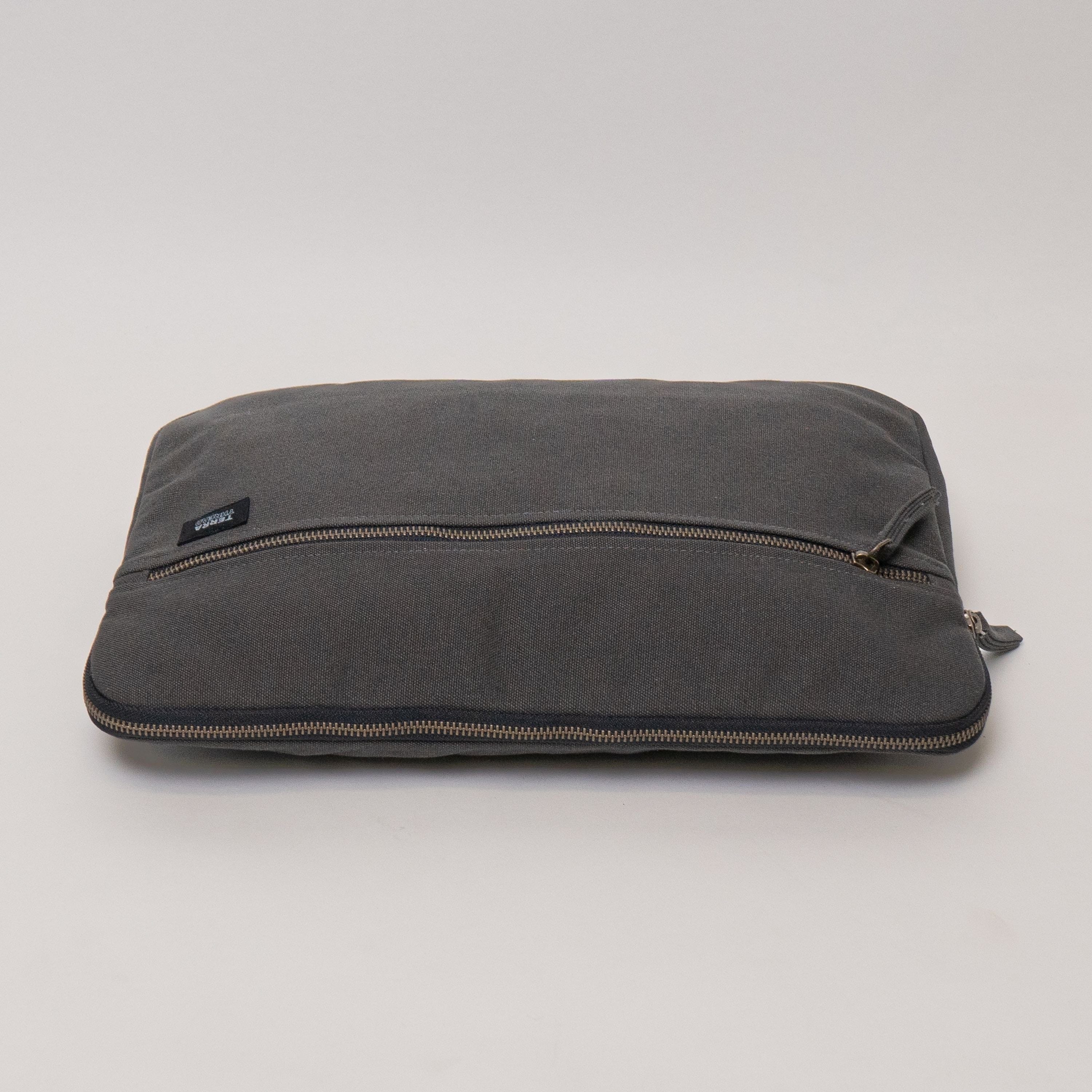 Organic Cotton Laptop Sleeve 15 in - Image 76