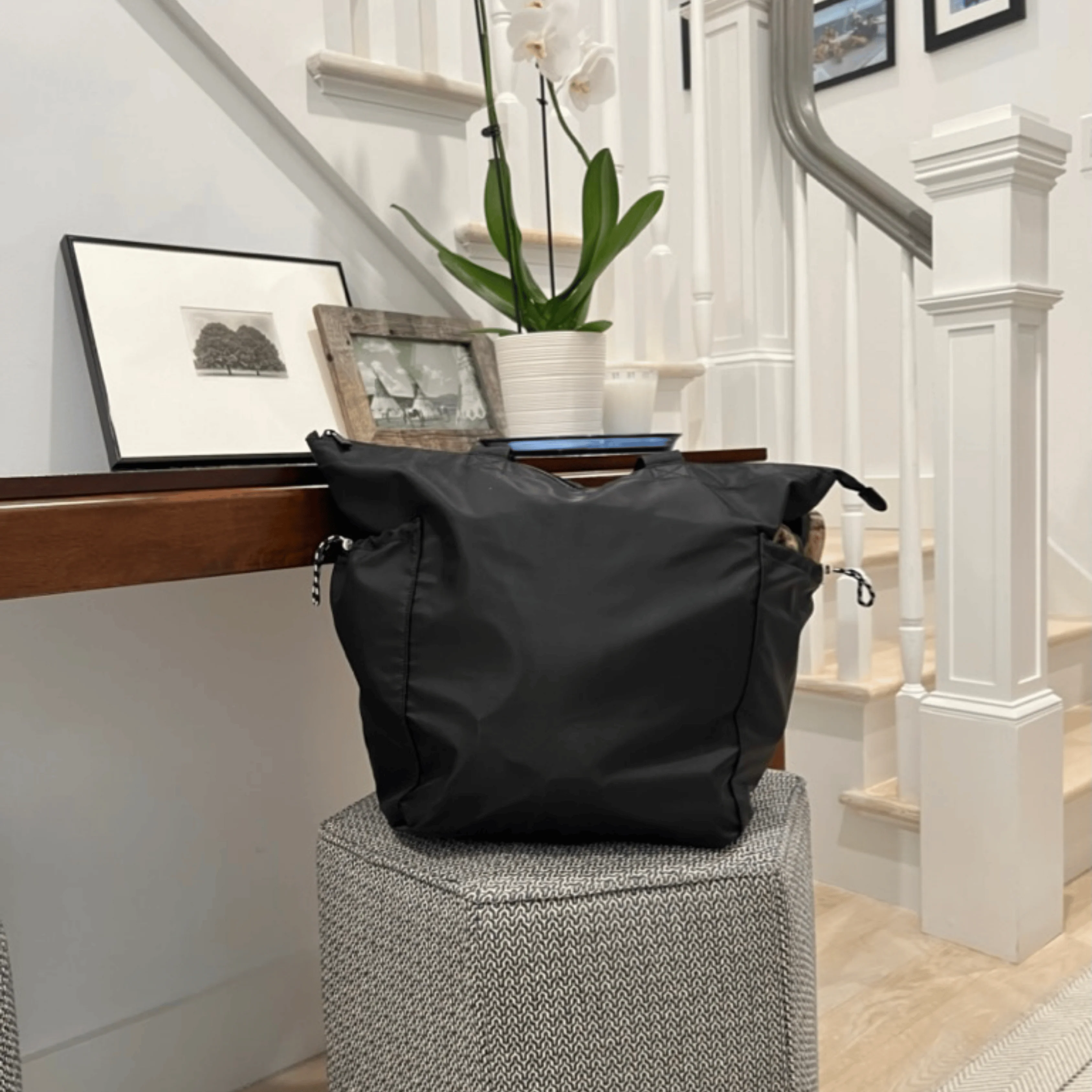 Ripple Tote Bag - Stingray Black - Recycled Nylon Zippered Tote - Image 8