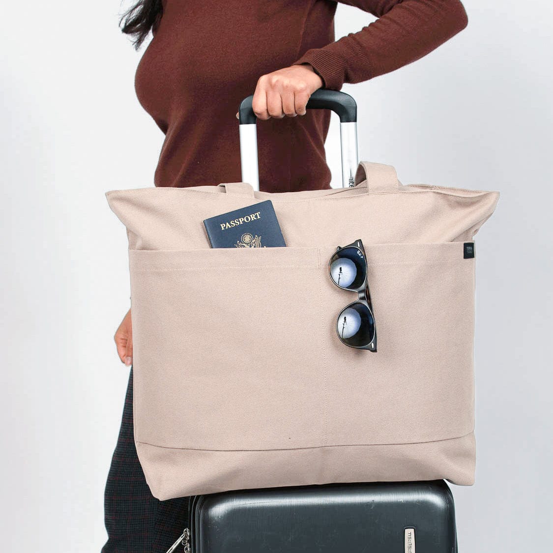 Tote Bag With Trolley Sleeve - Image 16