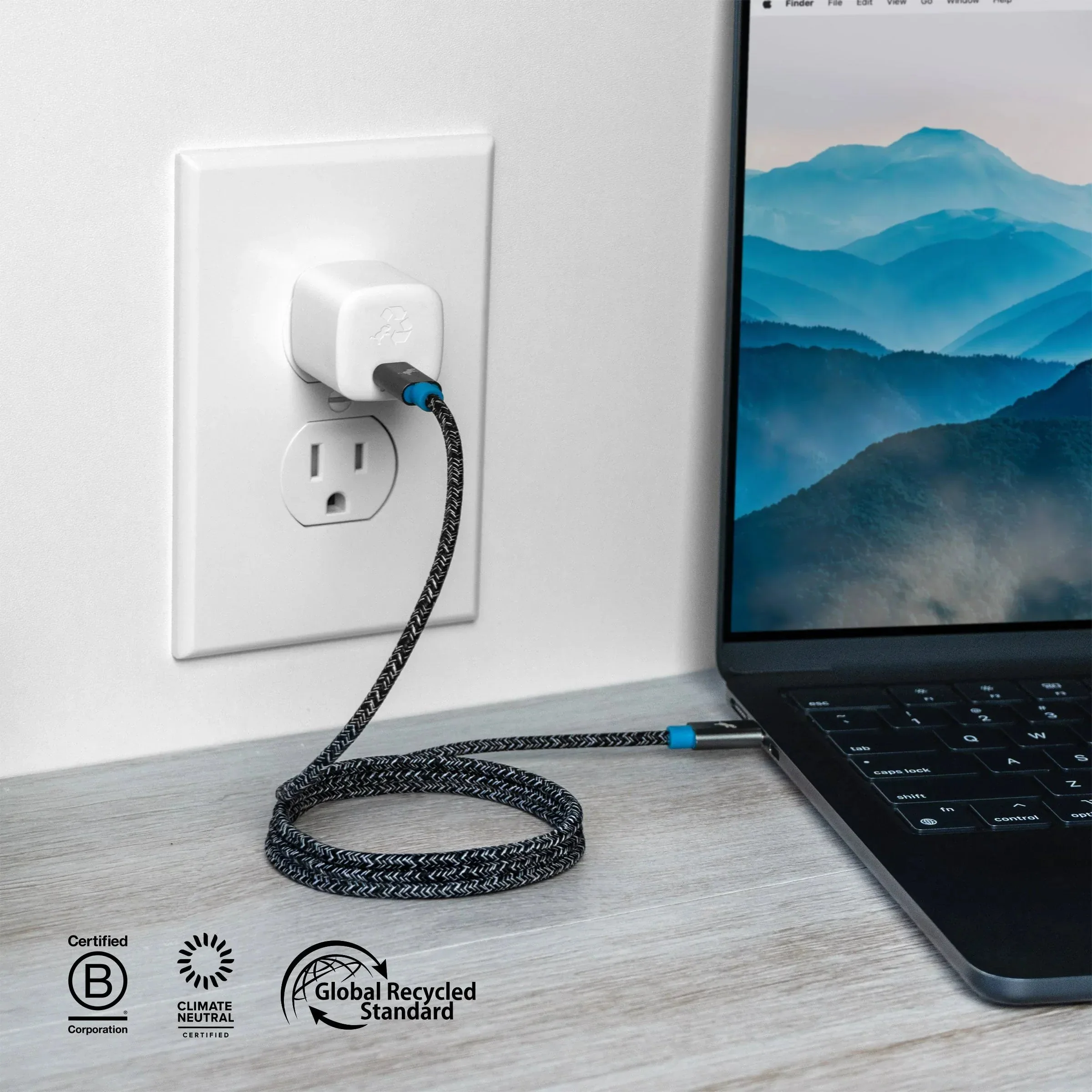 WALLY SubNano 30W Wall Charger - Image 2